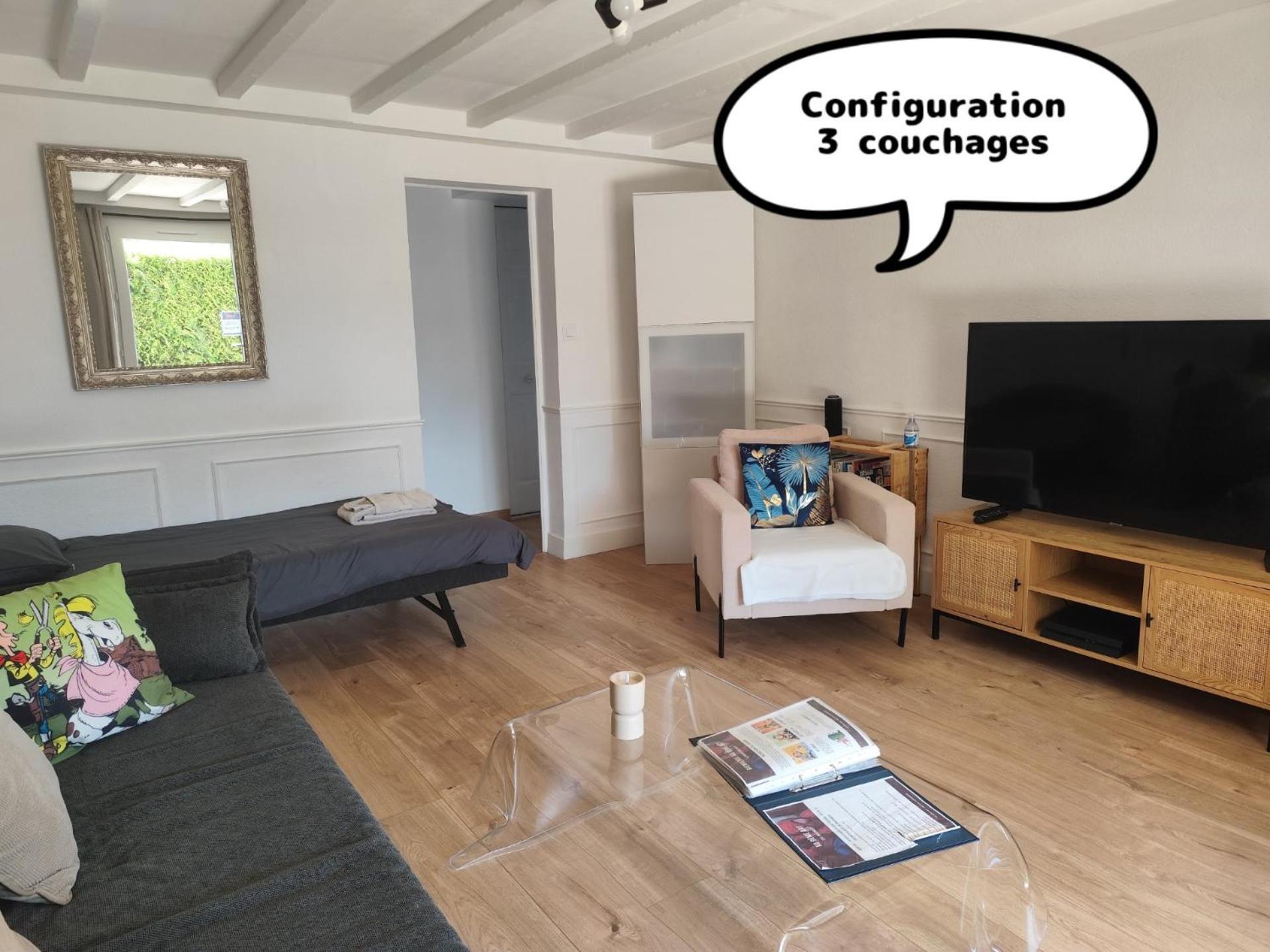 Au 9Eme Art Lägenhet La Rochefoucauld Exteriör bild